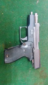 Sig Sauer p6 9mm - 1 of 2
