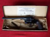 Colt Camp Perry 10” in the Box as New with lots of extras.- 3 of 20