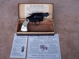 Colt Detective Special from 1936 with Pearl Grips and in the Original Box - 15 of 20
