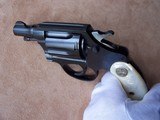 Colt Detective Special from 1936 with Pearl Grips and in the Original Box - 13 of 20