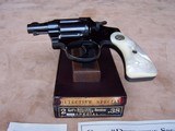 Colt Detective Special from 1936 with Pearl Grips and in the Original Box - 14 of 20