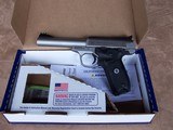 Smith & Wesson S&W Victory Model .22 Caliber with Extra Rail Mount and 9 Magazines NIB - 17 of 20