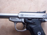 Smith & Wesson S&W Victory Model .22 Caliber with Extra Rail Mount and 9 Magazines NIB - 15 of 20