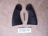 Colt New Service Black Hard Rubber Grips - 1 of 3