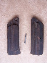 Colt Woodsman 1st Model Fleur-de-lis walnut grips - 4 of 5