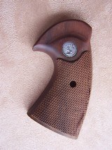 Colt Python, Officers Model Special, Officers Model Match or Model 3 5 7 Target Grips - 7 of 7