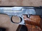 Smith & Wesson Model 41 with the 7 3/8” Barrel made in 1982. Perfect Condition with Three Magazines - 3 of 20