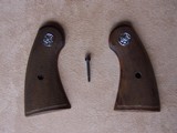 Colt New Service Revolver re-placement checkered wood grips w/screw - 1 of 4