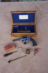 Colt New Police chambered in .32 Police Cartridge housed in a British Case with lots of Accessories. Excellent complete package. - 15 of 19