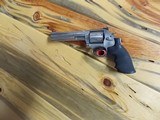 SMITH AND WESSON MODEL 686-6 7 SHOT .357 REVOLVER - 1 of 6