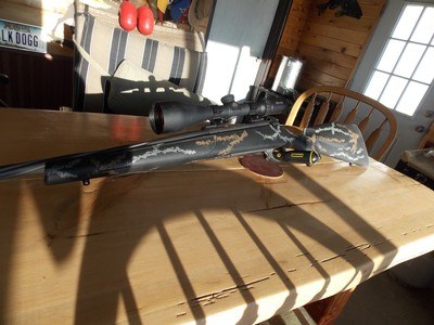 WEATHERBY VANGUARD MEAT EATER 300 WIN MAG - Image 5 of 9