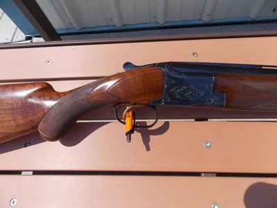BELGIUM BROWNING SUPERPOSED LIGHTNING12 GAUGE - Image 2 of 14