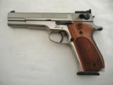  SOLD /// 2004 Smith Wesson 952 9MM In The Case Performance Center
- 2 of 10