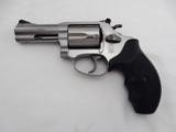 2000 Smith Wesson 60 3 Inch Target NIB
"
SCARCE PRE LOCK .357 "
- 3 of 6