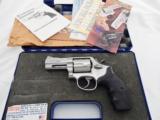 1997 Smith Wesson 696 No Dash NIB
" PRE LOCK NEW IN BOX " - 1 of 6