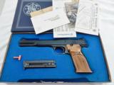 1979 Smith Wesson 41 7 Inch NIB - 1 of 6