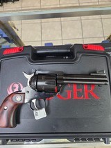 RUGER NEW BLACKHAWK 357/9mm Convertable - Image 1 of 2