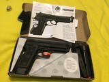 Tarus
Arms PT 100-100051-13NT
40 s/w pistol