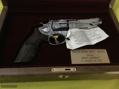 Smith & Wesson
model 627
357 revolver freedom arms