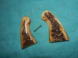  VINTAGE COLT OFFICIAL POLICE STAG GRIPS - 1 of 2