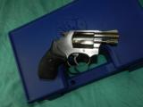 SMITH & WESSON MODEL 60-7 STAINLESS .38 SPEC. - 3 of 5