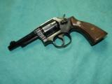 S&W MODEL 10-5 revolver 96% - 2 of 8