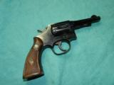 S&W MODEL 10-5 revolver 96% - 6 of 8