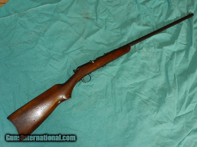 MOSSBERG Model B.22LR BOLT ACTION