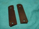 COLT 1911 FACTORY CHECKERED WALNUT GRIPS - 1 of 2