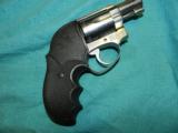 S&W NO DASH STAINLESS MODEL 60 - 2 of 5
