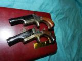 COLT 22 DERRINGER BOXED SET - 2 of 5