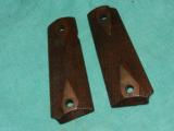 COLT 1911 NOS GRIPS - 1 of 2