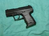 H&K P2000SK .40S&W LIKE NEW - 2 of 9