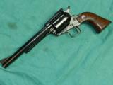 RUGER SUPER BALCKHAWK .44 MAG 7 1/2" - 2 of 8