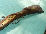 A Fine Kentucky-style long Barrel Flintlock Rifle - 9 of 11
