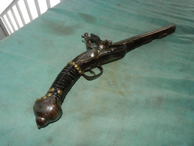 17th century Pirate flintlock pistol