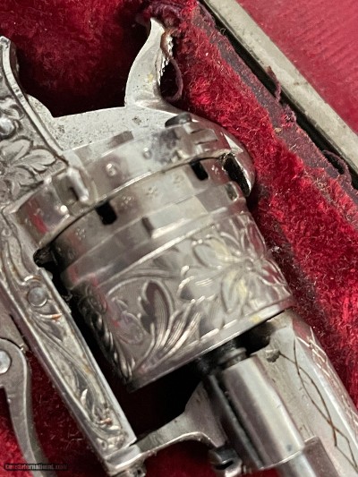 Scarce Tiny Folding Trigger Pinfire Revolver w/Period case. Interesting story. EVEN LOWER LOWER PRICE - Image 4 of 25