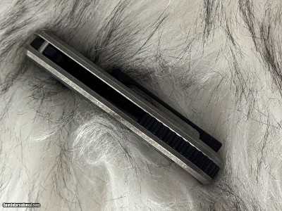Half Face Blades Cavner Folder, new. Lower price. - Image 3 of 16