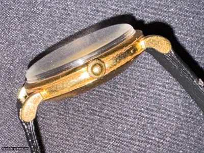 LOWER LOWER PRICE: Rare Vintage (1944) Omega 18k Solid Gold Bumper Automatic - Image 6 of 14