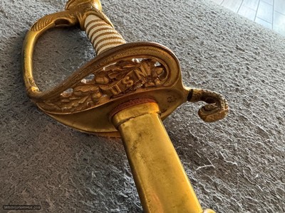 Excellent condition USN 1852 Pattern Officers Sword - Image 5 of 25