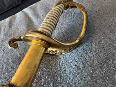 Excellent condition USN 1852 Pattern Officers Sword - Image 13 of 25