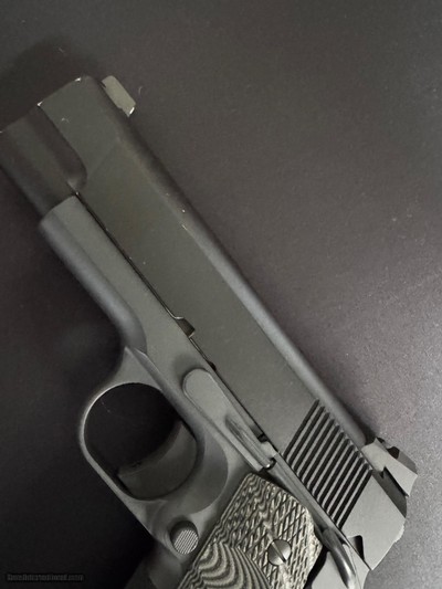 LOWER PRICE. Interesting Wilson Combat ACP Commander .45 ACP Compact - Image 4 of 16