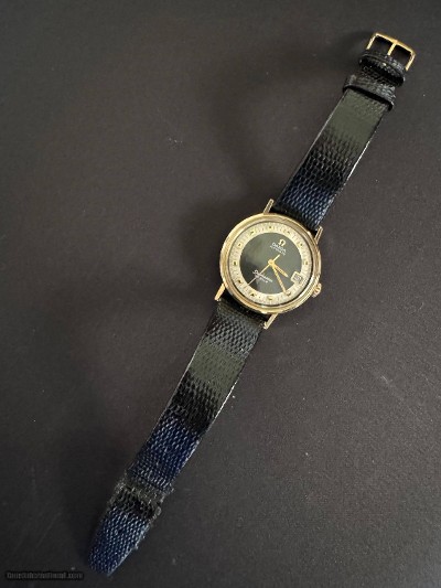 LOWER PRICE. Exquisite, RARE vintage Omega Seamaster De Ville solid 14k Gold case. - Image 3 of 17