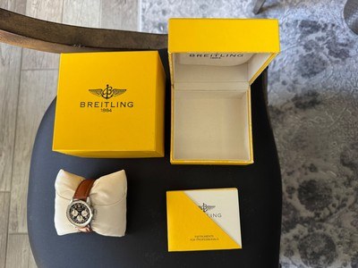 Outstanding Vintage Brietling Navitimer 92 Model 30022 Auto - Image 18 of 25