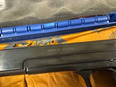 ANIB Smith & Wesson model 41 in Box - Image 5 of 25