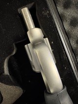 Handy Taurus Titanium Snub Nose .357 Mag - 21 of 24