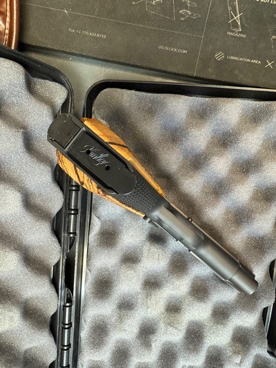 Near new striking Kimber Raptor II Compact semi automatic .45acp. 4”bbl. - Image 16 of 18