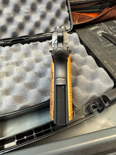 Near new striking Kimber Raptor II Compact semi automatic .45acp. 4”bbl. - Image 14 of 18