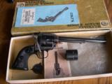 Colt New Frontier Buntline 99.9 % in orig Box - 2 of 3