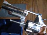S&W model 571980Nickel MINT - 5 of 7